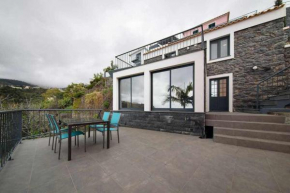 Lombo do Doutor Cottage 2 by Mth